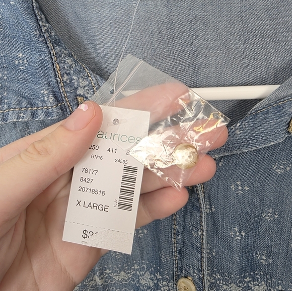 NEW Maurices Blue White Long Sleeve Button Up Western Rodeo Cowgirl Shirt Sz XL - Picture 8 of 11